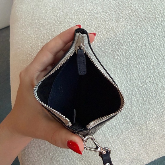 MCM Silver Key Pouch - Picture 4 of 5